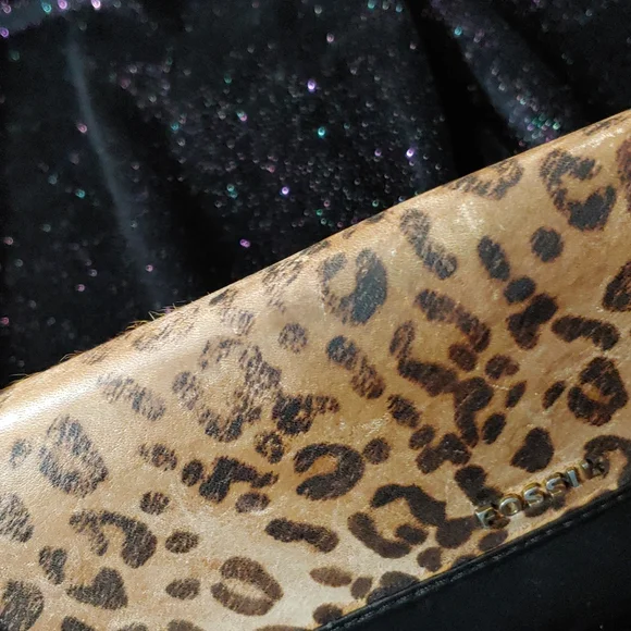 Fossil Leopard Leather Large Wallet - Picture 15 of 16